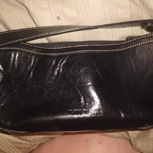 Black Kenneth cole purse